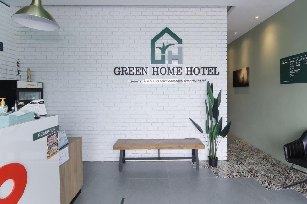 Oyo 90399 Green Home Hotel Syariah セパン エクステリア 写真
