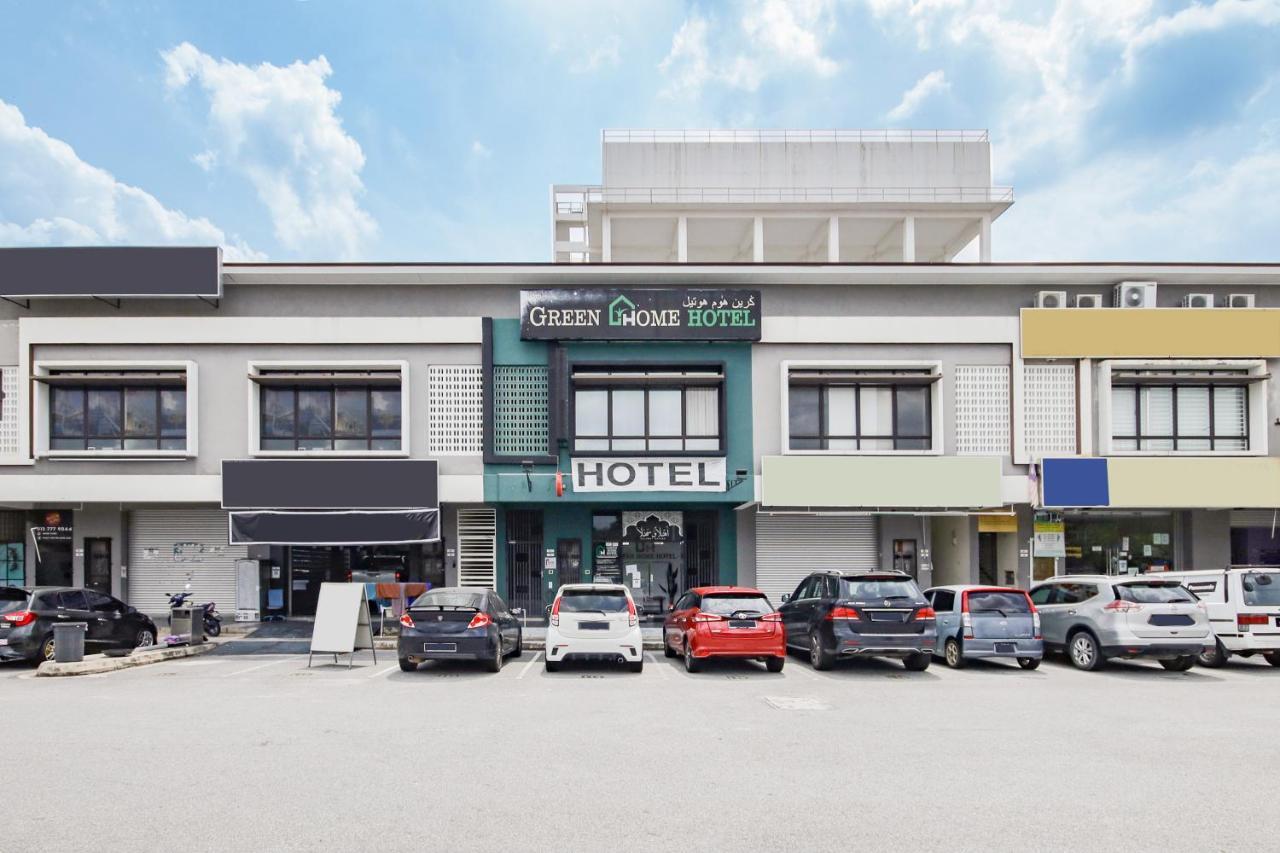 Oyo 90399 Green Home Hotel Syariah セパン エクステリア 写真